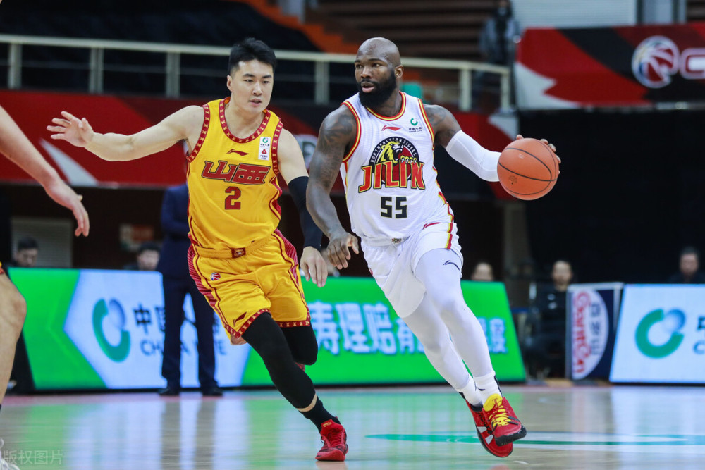 爱游戏官网-今夜欧联传出新动向，成都蓉城刷新队史纪录，管理层表态——目标明确，资深球员宣示担当-爱游戏官网