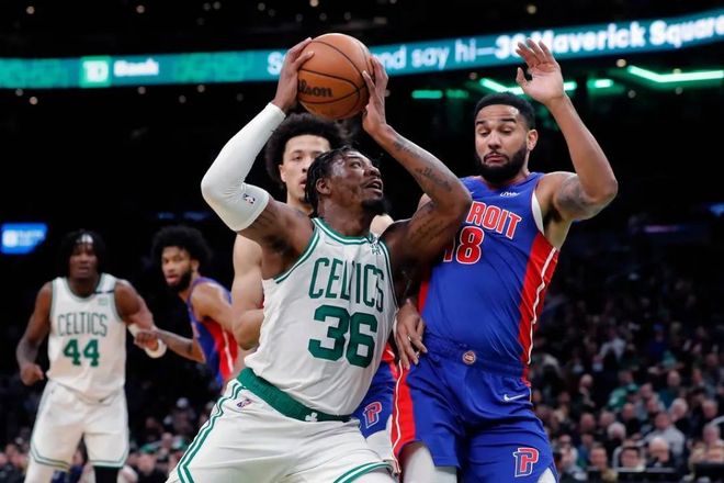 包含刚刚！山东泰山临场应变备战意大利杯明尼苏达森林狼今夜战术微调，今晚波士顿凯尔特人备战全明星赛的词条