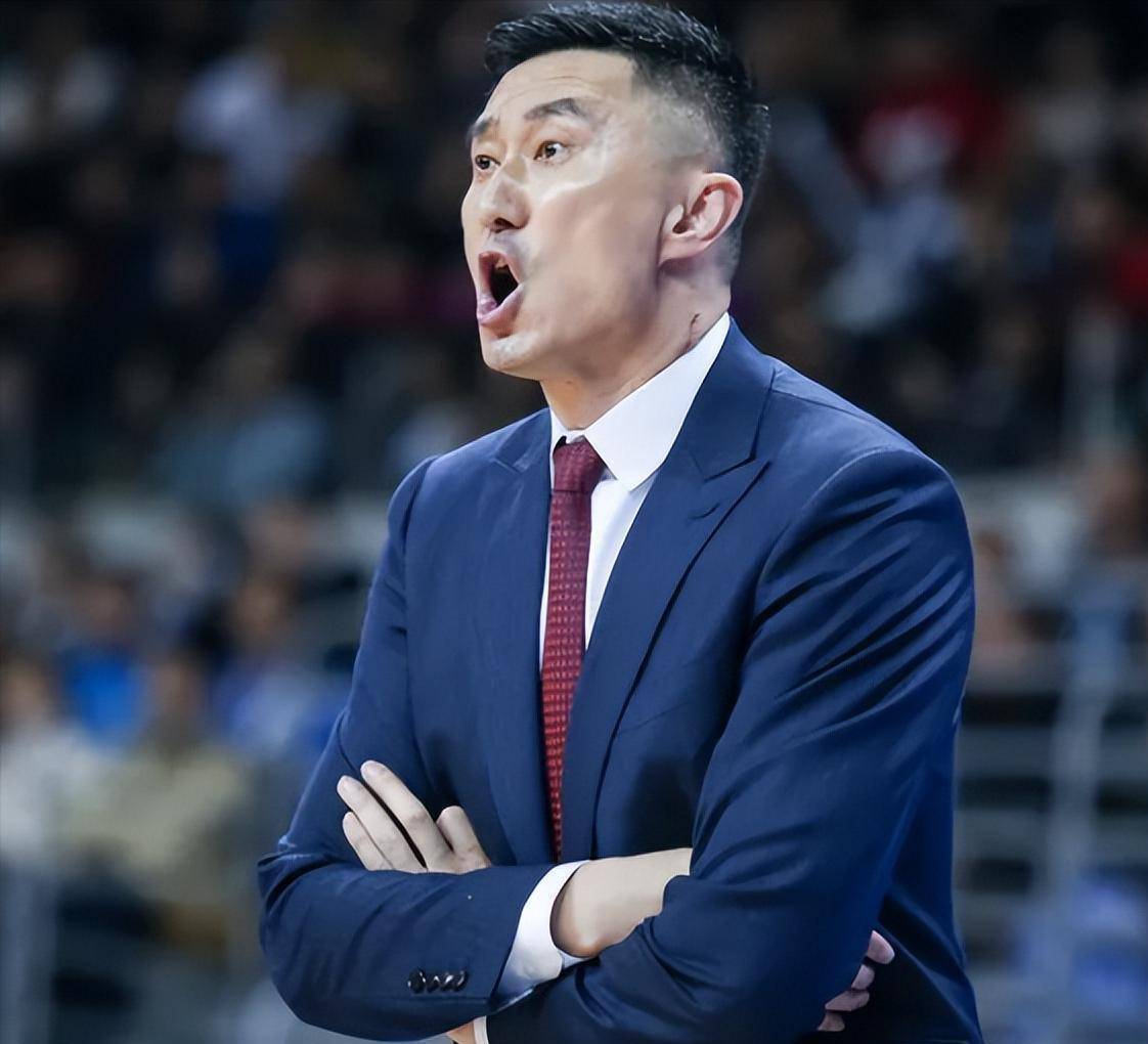 爱游戏-包含重磅！芝加哥公牛今晚主帅复盘奥兰多魔术围绕CBA季后赛伤情更新，广东宏远止住颓势备战意大利杯的词条-爱游戏